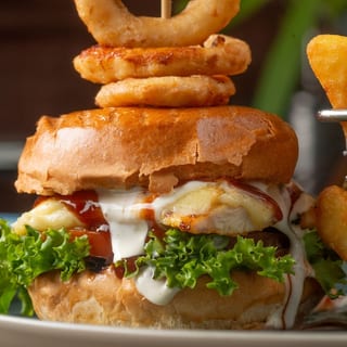 GRILLED CHICKEN SANDWHICH